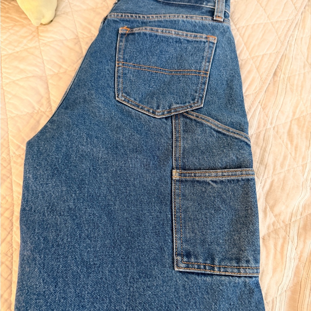 Abercrombie & Fitch Mid Rise Slouchy Jean - Picture 5 of 10